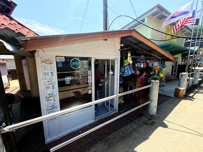 Lautan Latte Cafe cover